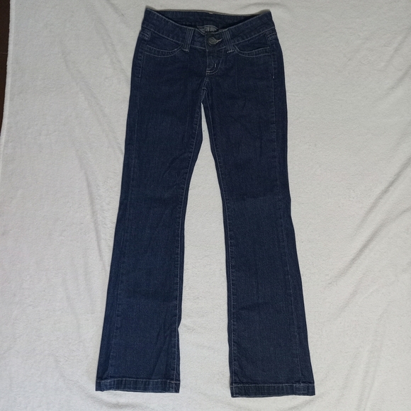 Wet Seal Super Low Rise Flared Dark Denim Jeans size 5 - Picture 1 of 7